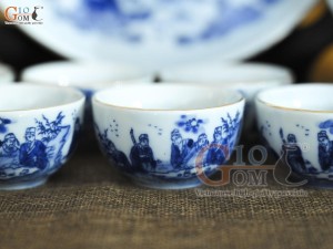 Bộ ấm chén quả hồng men rong cổ họa tiết Trúc Lâm Thất Hiền kẻ chỉ vàng kim, khay tròn 350ml