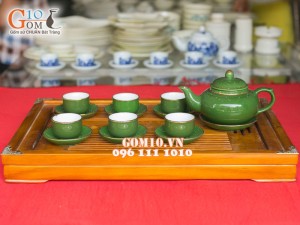 Bộ ấm chén quả hồng xanh, kẻ chỉ vàng kim