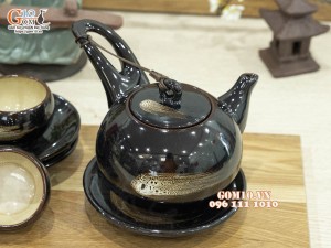 Bộ ấm chén quai ngang men hỏa biến gấm quẹt