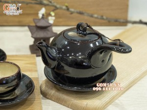 Bộ ấm chén quai ngang men hỏa biến gấm quẹt