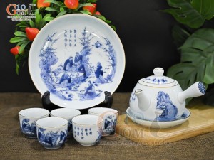 Bộ ấm chén quai ngang men lam cổ họa tiết Trúc Lâm Thất Hiền kẻ chỉ viền vàng kim khay tròn, 200ml