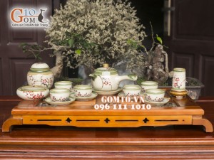 Bộ ấm chén quai ngang men vuốt đầy đủ phụ kiện, vẽ hoa Đào đỏ