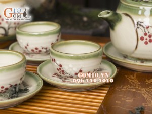 Bộ ấm chén quai ngang men vuốt đầy đủ phụ kiện, vẽ hoa Đào đỏ
