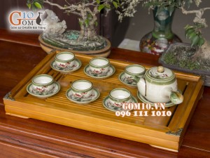 Bộ ấm chén quai ngang men vuốt, vẽ sen