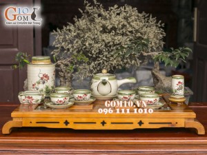 Bộ ấm chén quai ngang men vuốt, vẽ sen, đầy đủ phụ kiện