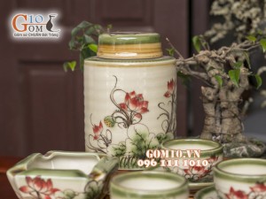 Bộ ấm chén quai ngang men vuốt, vẽ sen, đầy đủ phụ kiện
