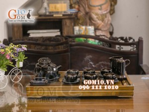 Bộ ấm chén quai tròn đen men hỏa biến, chén lòng hoa - đầy đủ phụ kiện 300ml