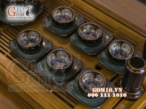 Bộ ấm chén quai tròn đen men hỏa biến, chén lòng hoa - đầy đủ phụ kiện 300ml