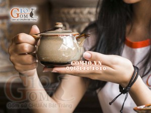 Bộ ấm chén quai tròn nâu men hỏa biến, chén lòng hoa - đầy đủ phụ kiện 300ml