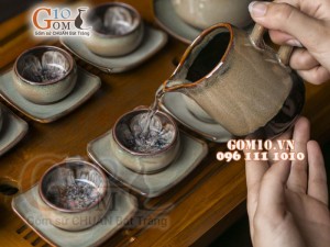 Bộ ấm chén quai tròn nâu men hỏa biến, chén lòng hoa - đầy đủ phụ kiện 300ml