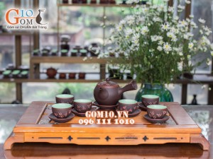 Bộ ấm chén dáng cao quai ngang gốm hồng sa, khắc hoa anh đào, 350ml