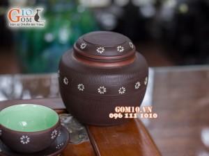 Bộ ấm chén dáng cao quai ngang gốm hồng sa, khắc sao trắng, đẩy đủ phụ kiện 350ml