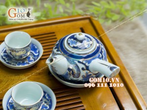 Bộ ấm chén quai ngang men rong cổ họa tiết Long Ẩn 300ml - Vẽ vàng 24k