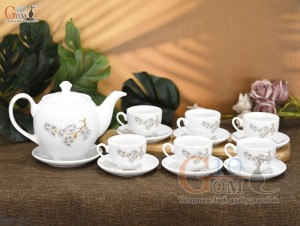 Bộ ấm chén Thiên Kim dáng quả đào men trắng 500ml