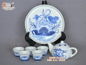 Bộ ấm chén thờ men lam vẽ Sen Đại Cát, bộ 5 chén