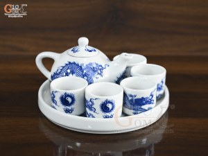 Bộ ấm chén thờ Long Trấn men lam họa tiết Rồng, bộ 5 chén