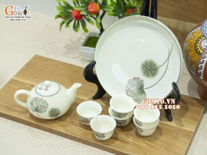 Bộ ấm chén thờ men kem vẽ Bồ Công Anh