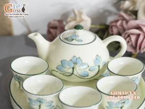 Bộ ấm chén thờ men kem vẽ hoa Sen xanh, 150ml