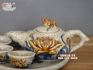 Bộ ấm thờ men rạn đắp nổi Sen Cát Tường, bộ 5 chén