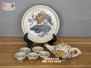 Bộ ấm thờ men rạn đắp nổi Sen Cát Tường, bộ 5 chén