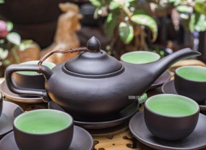 Bộ ấm chén tử sa aladin, chén lòng xanh