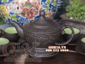 Bộ ấm chén tử sa dáng đèn thần khắc sen