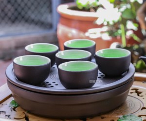 Bộ ấm chén tử sa dáng trúc đen, khay thủng 300ml