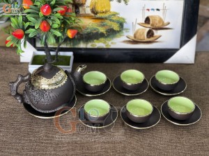 Bộ ấm chén tử sa đắp nổi hoa đào đen, bọc đồng 380ml