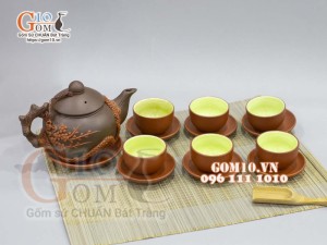 Bộ ấm chén tử sa đắp nổi hoa Đào đỏ đen, 500ml