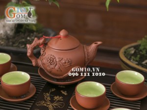 Bộ ấm chén tử sa đắp nổi hoa phù dung đỏ, đầy đủ phụ kiện