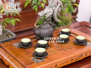 Bộ ấm chén tử sa đắp nổi hoa sen 500ml