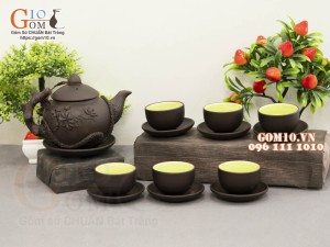 Bộ ấm chén tử sa đắp nổi hoa sen đen, 350ml