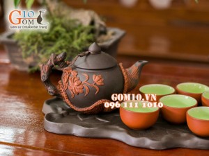 Bộ ấm chén tử sa đắp nổi hoa sen đỏ đen, khay lá sen