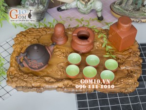 Bộ ấm chén tử sa đắp nổi lão tùng đỏ đen 500ml, đầy đủ phụ kiện và khay