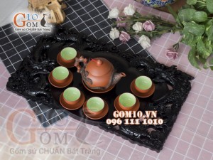 Bộ ấm chén tử sa đắp nổi Tùng Đen đỏ, 380ml