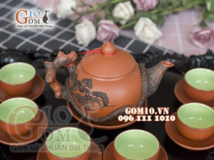 Bộ ấm chén tử sa đắp nổi Tùng Đen đỏ, 380ml