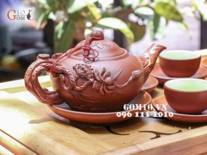 Bộ ấm chén tử sa đắp sen đỏ, tách rời, chén lòng xanh