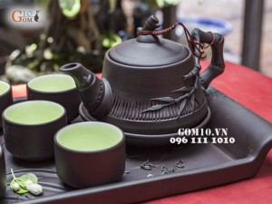 Bộ ấm chén tử sa đắp trúc chén lòng xanh, khay chữ nhật