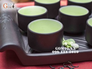 Bộ ấm chén tử sa đắp trúc chén lòng xanh, khay chữ nhật