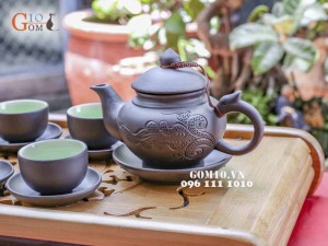 Bộ ấm chén tử sa quai rổng đen 330ml