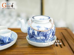 Bộ ấm chén vung lõm men lam cổ, cảnh trúc lâm thất hiền, khay tròn kẻ chỉ vàng kim