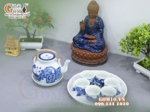 Bộ ấm chén vung lõm men lam cổ vẽ Mai Thọ khay tròn, 330ml