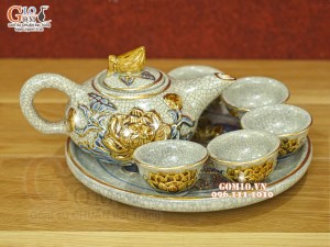 Bộ ấm thờ men rạn đắp nổi Sen Cát Tường, bộ 5 chén, vẽ vàng 24k