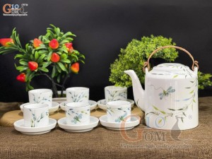 Bộ ấm tích men trắng vẽ chuồn trúc chỉ xanh, dung tích 1L
