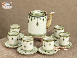 Bộ ấm tích men vuốt, họa tiết hoa rơi 1.5L