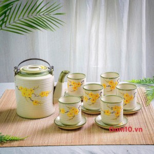 Bộ ấm tích men vuốt vẽ hoa mai vàng, dung tích 1.5l