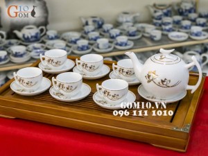 Bộ ấm chén Dáng Bưởi Cành Vẽ Sen Vàng, Chỉ Vàng Kim 