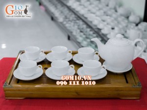 Bộ ấm chén men trắng dáng trái đào 500ml