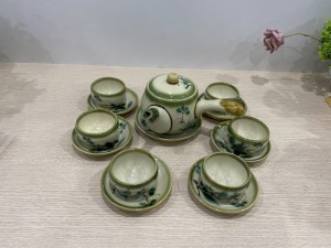 Bộ ấm chén quai ngang men vuốt vẽ tre xanh, dung tích 350ml