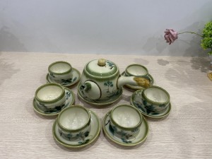 Bộ ấm chén quai ngang men vuốt vẽ tre xanh, dung tích 350ml
